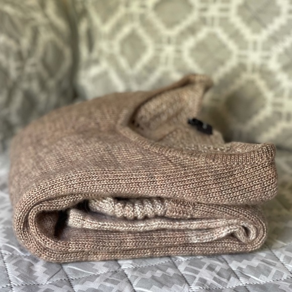 $25 for 3_The Limited Wool Design Sweater _XS - Picture 8 of 8